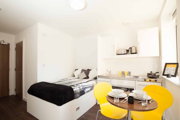 Park-House-Yellow-Bedroom