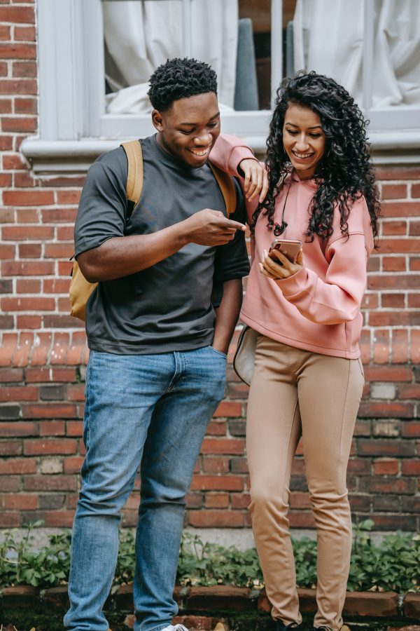 student rental search smartphone