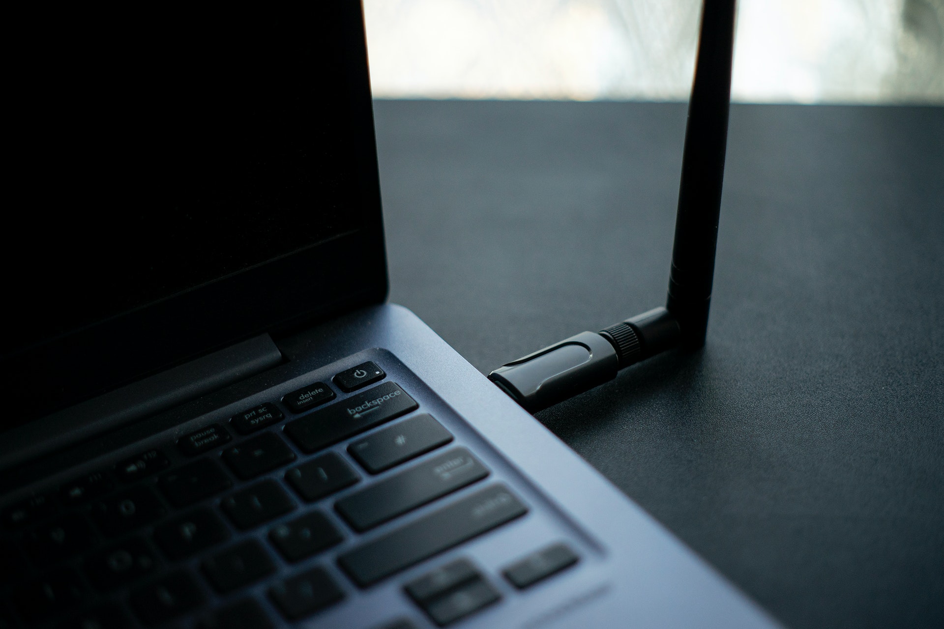 best-wi-fi-dongles-2023-the-top-wireless-adapters-livingetc