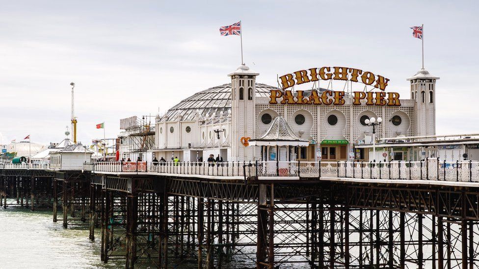 brighton palace pier